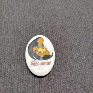 Disney Pocahontas Oval Pin Badge Collector Character Pin